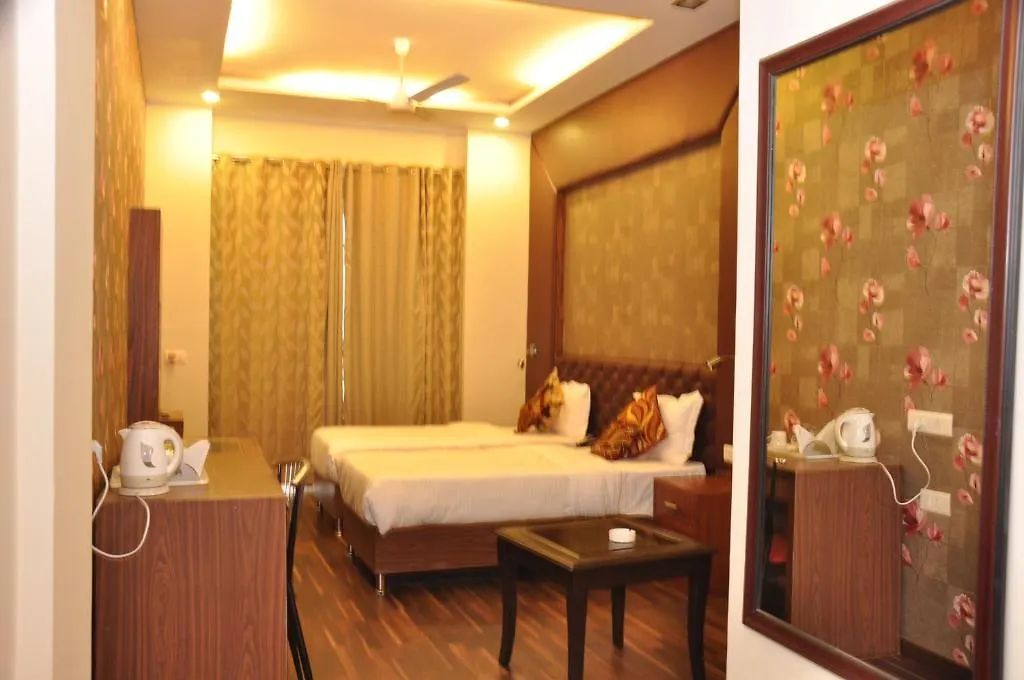 Imperial Pacific Hotel Gurgaon 3*,  India